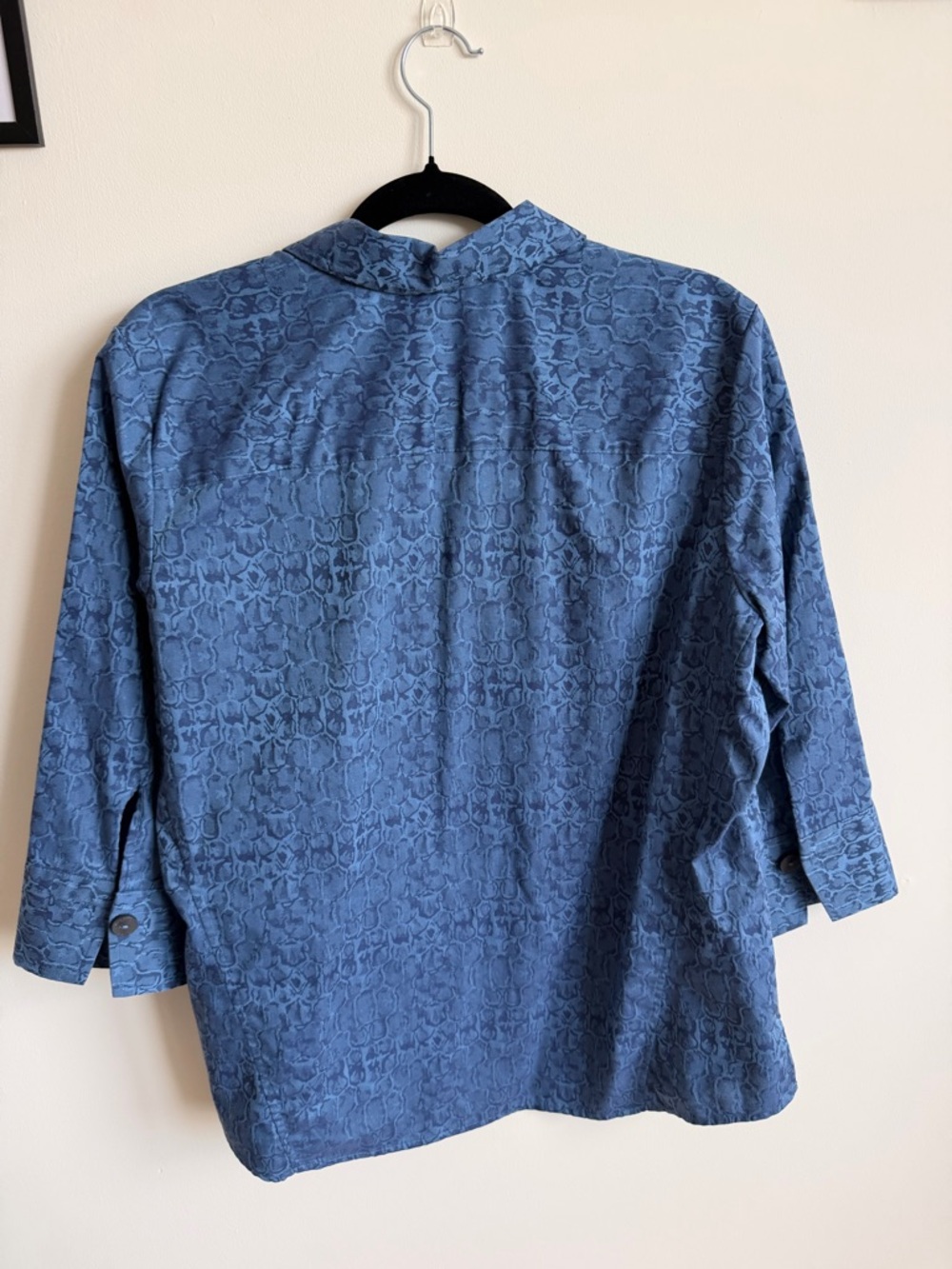 Blue Patterned Button-Up Shirt - Picture 6 of 8